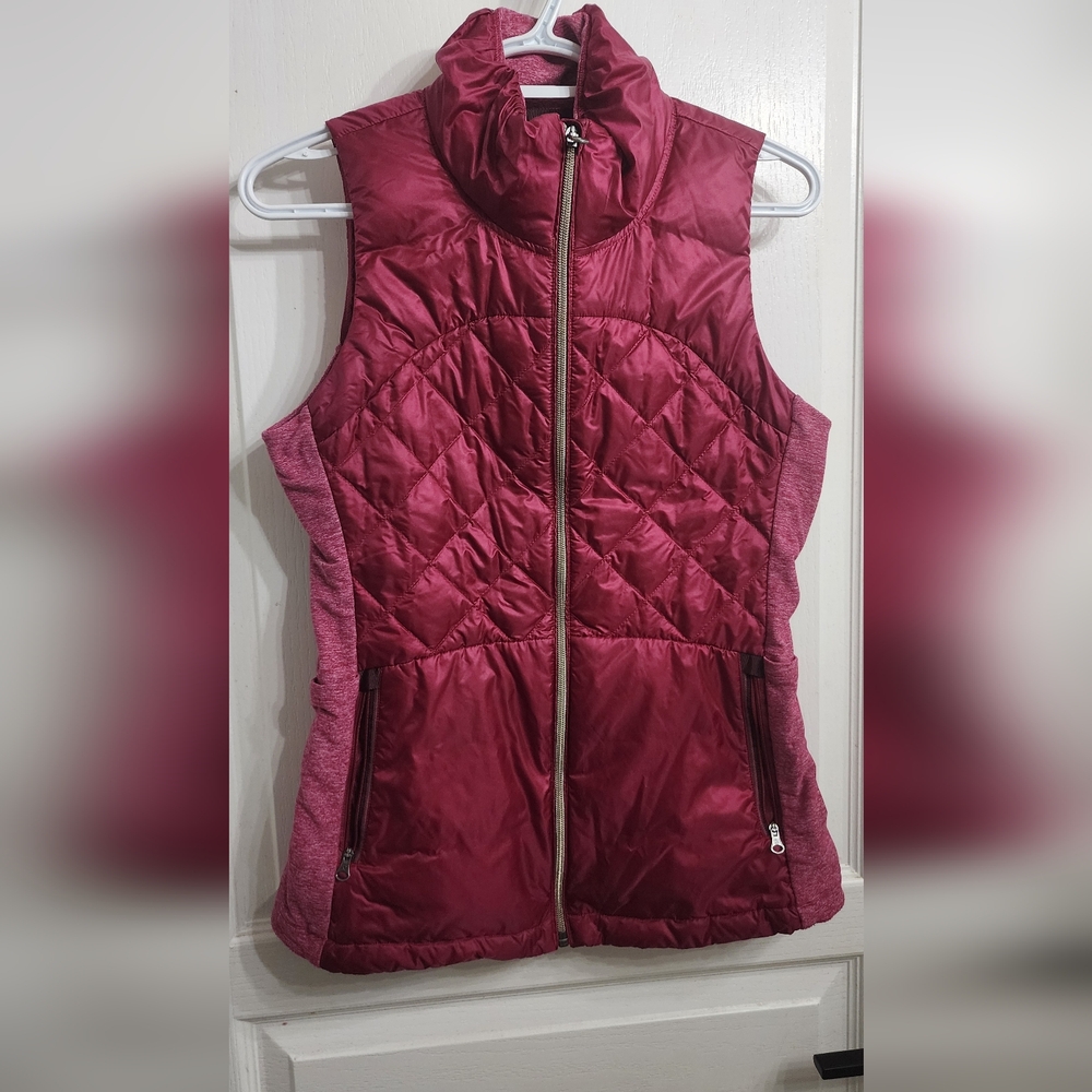 Lululemon Athletica Down For A Run Vest
